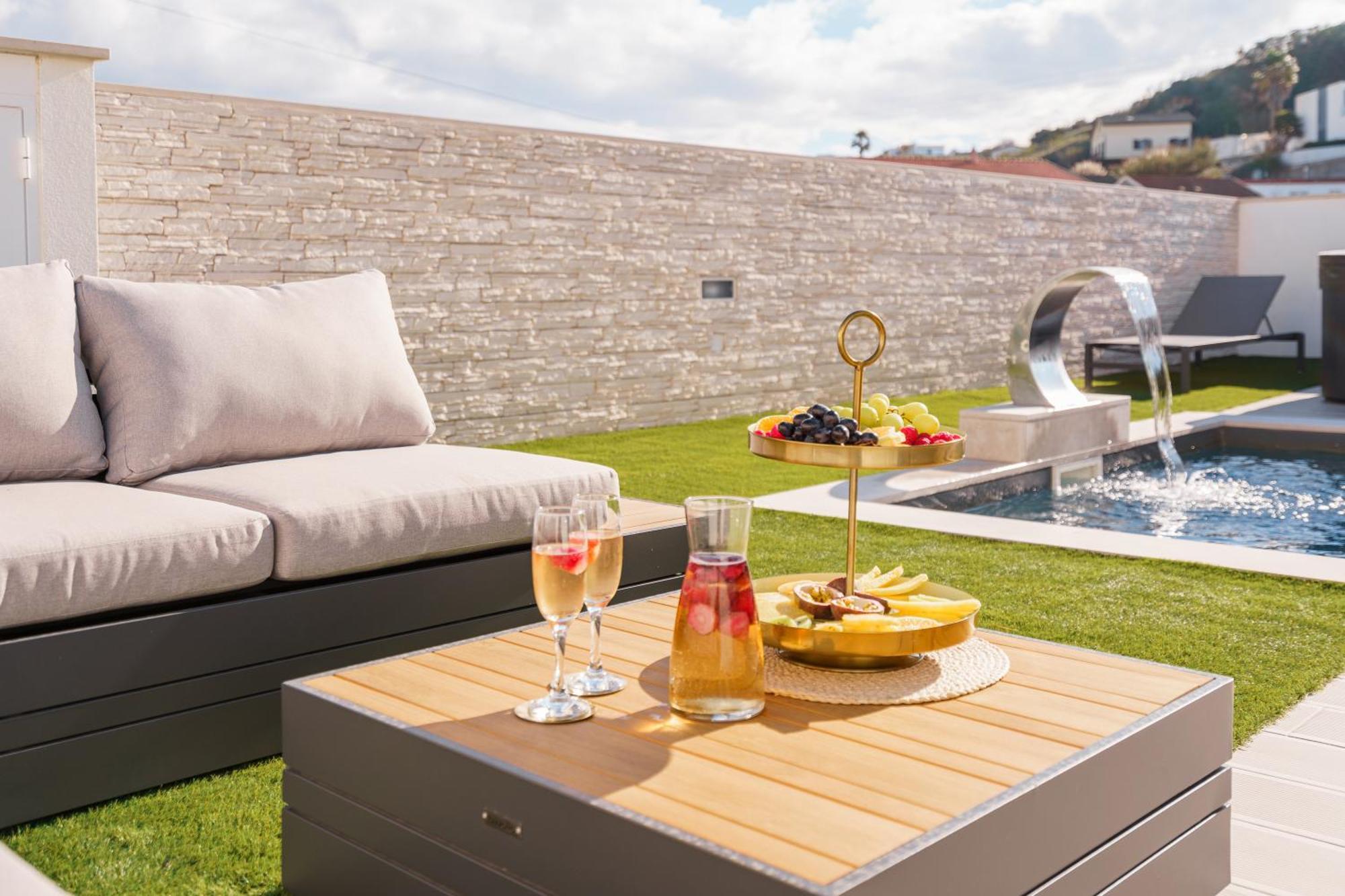 Paradise Villa, Luxury Villa Near The Beach Ribamar  Экстерьер фото